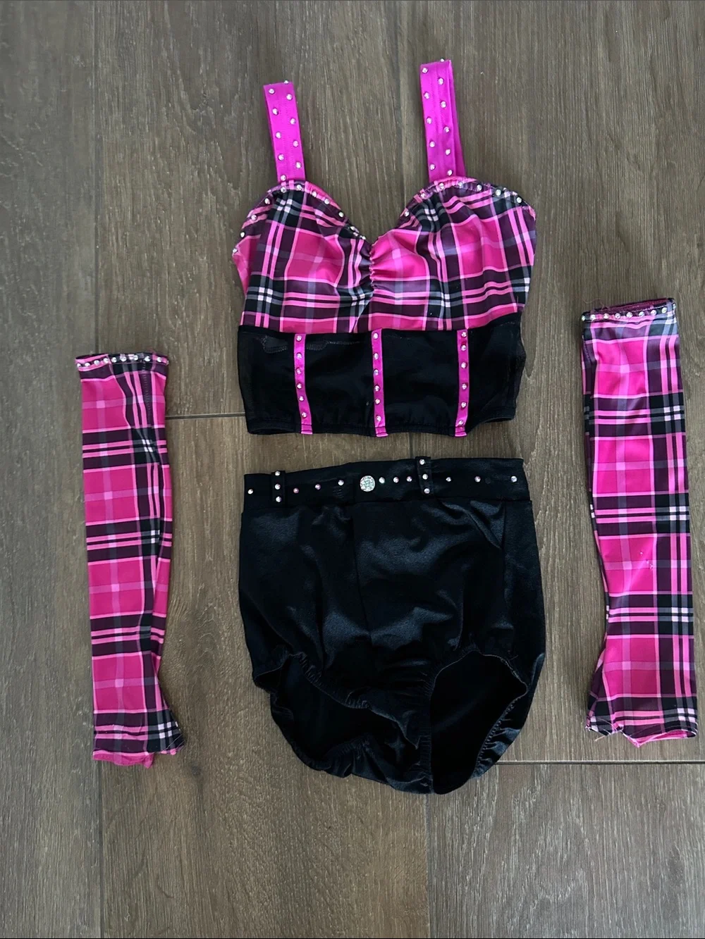 Kelle' Girls Pink Plaid Pink & Black Vance / Halloween costume. Size teen.